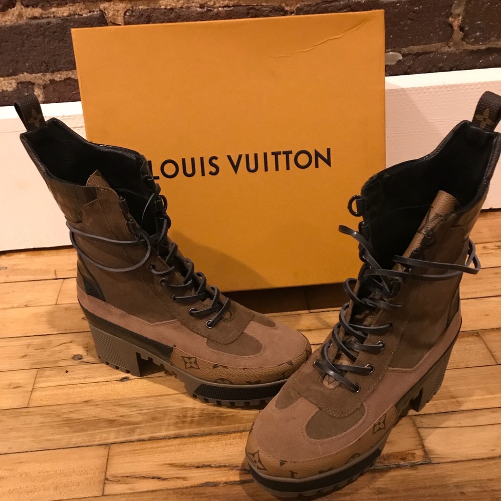 [SOLD] Louis Vuitton platform dessert boot